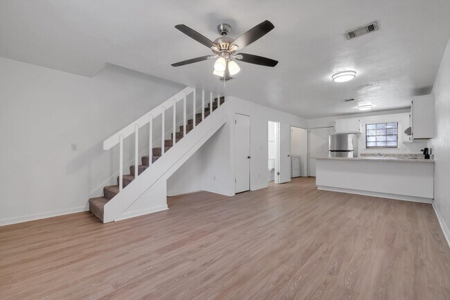 Photo - 2313 Hartsfield Way House