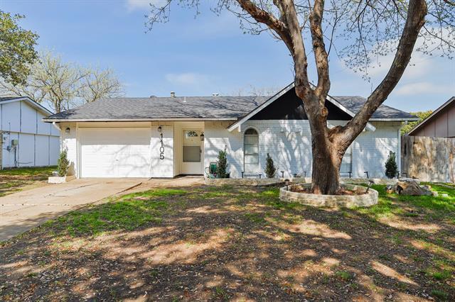 Photo - 1105 Stone Trail Dr House