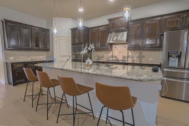 Photo - 1209 Savoy Ln