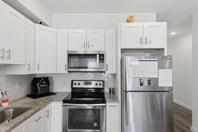 Photo - 1113 Lemon St Unit Townhouse