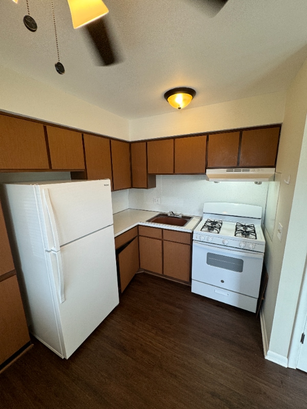 Photo - 1236 Holmes Rd Unit 5