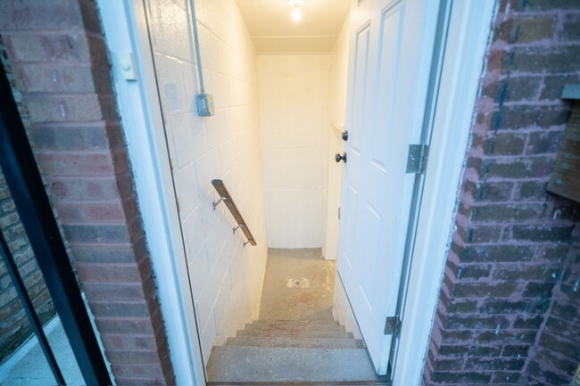 Photo - 7522 S Langley Ave