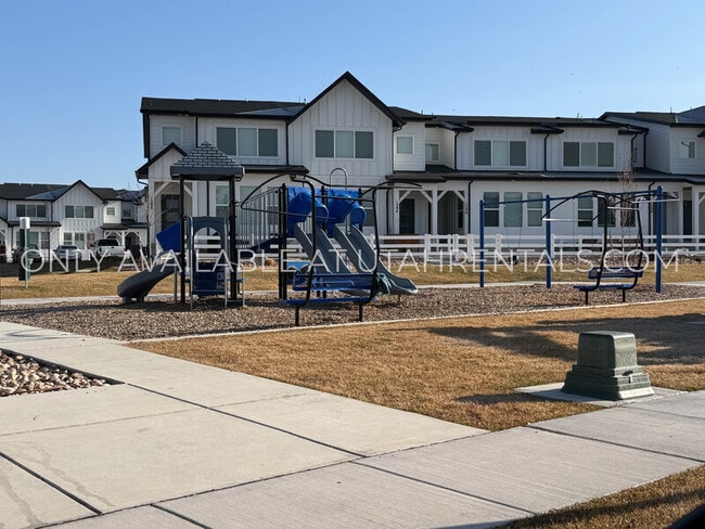 Photo - 626 W 1330 S