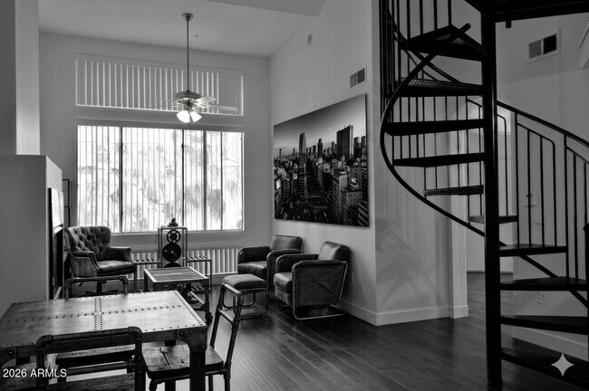 1701 E Colter St Unit 471