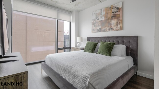 Photo - 2010 West End Ave Unit 914