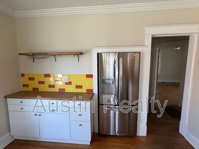 Photo - 6565 Arsenal St