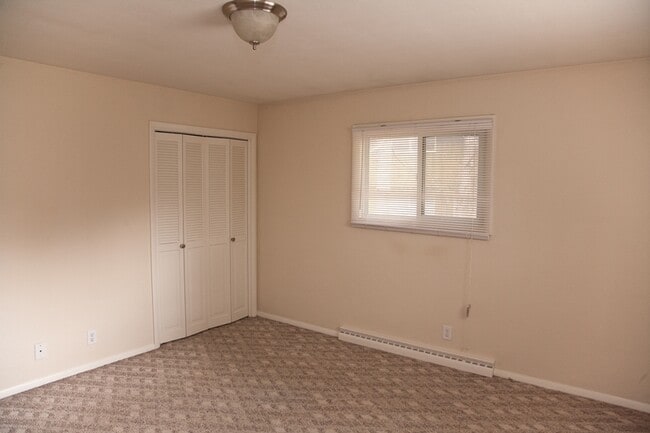 Photo - 205 Eisenhower Dr Unit 2