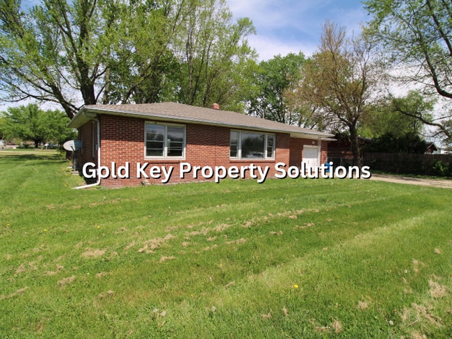 Photo - NORTH ANDERSON 3 BR 1 BA Brick Ranch with Central Air and Garage (NO SECTION 8)