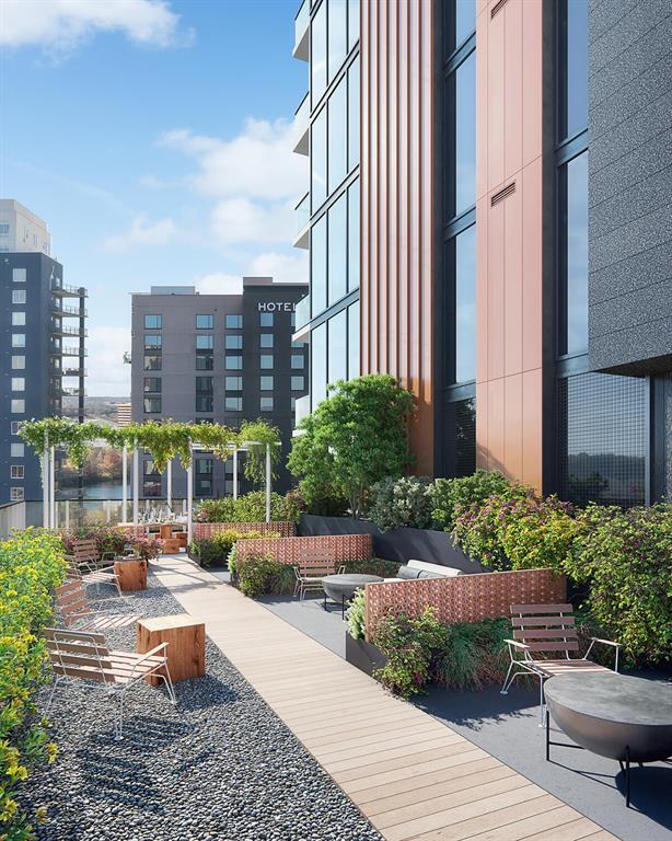 Photo - 84 East Ave Unidad 1604