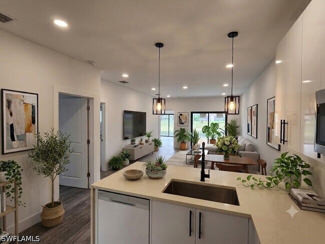 Photo - 26571 Robin Way