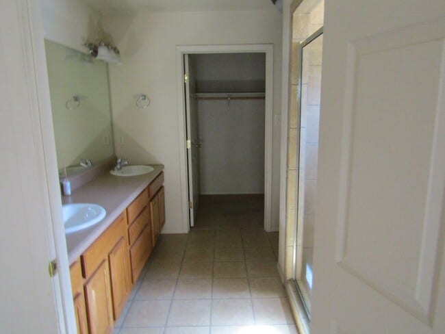 Photo - 3603 Los Encinos