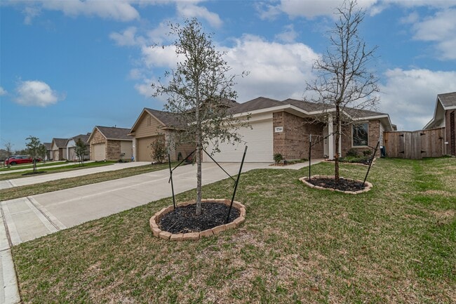 Photo - 17746 Pemswood Dr