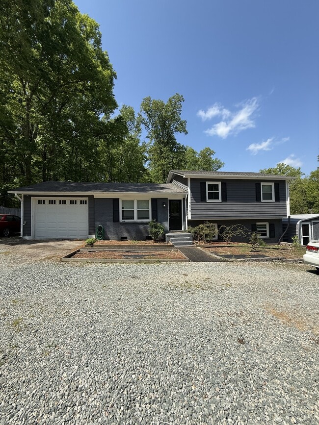 Photo - 7010 Sorrell Ln