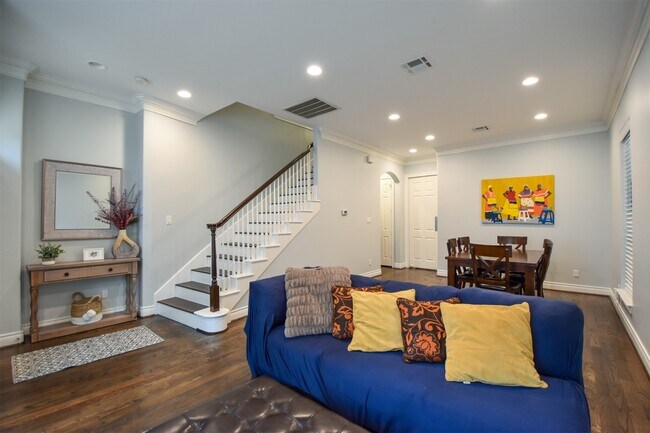 Photo - 3226 Pemberton Cir Dr