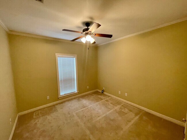 Photo - 3 Bed 2 Bath house in Madison
