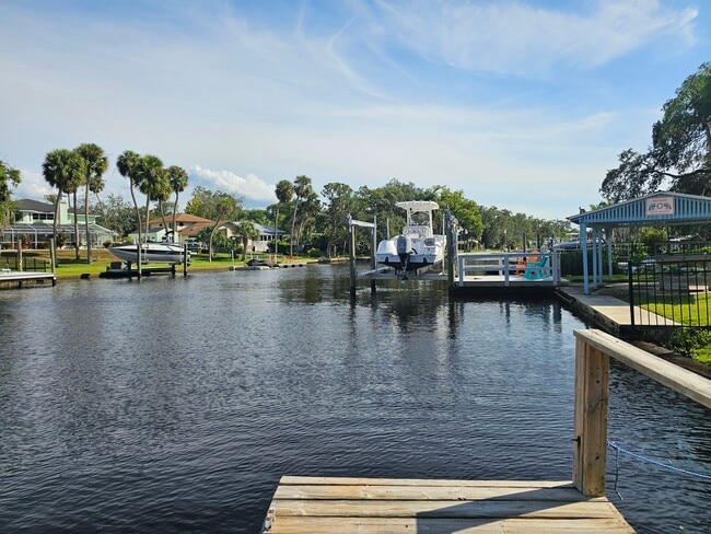 Photo - 6112 River Rd