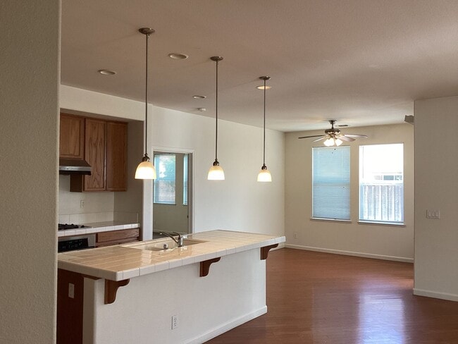 Photo - 5162 W Home Ave