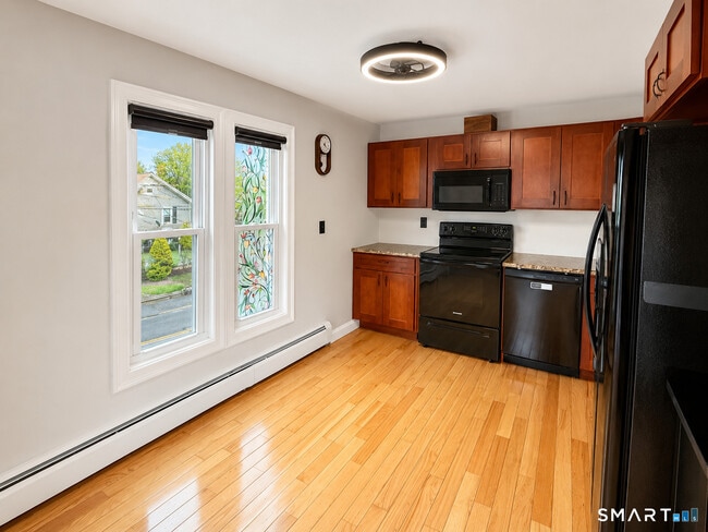 Photo - 53 Prospect St Unit 2