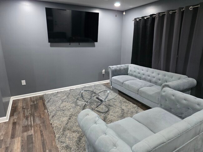 Photo - 108 Iverness Ave Unit Small but New