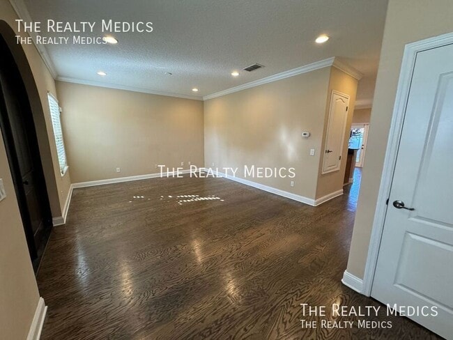 Photo - 1777 Indiana Ave