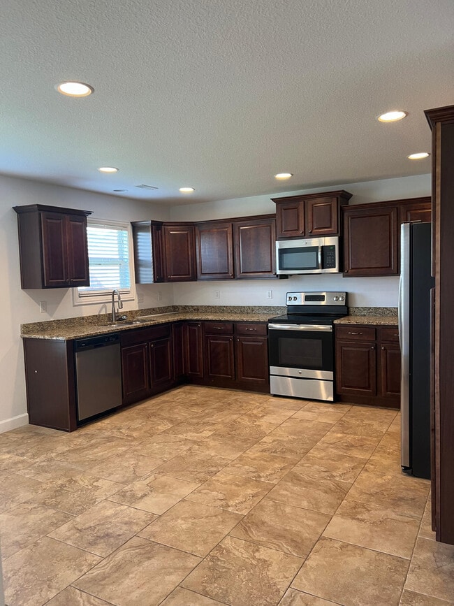Photo - 7413 Pemberton Dr