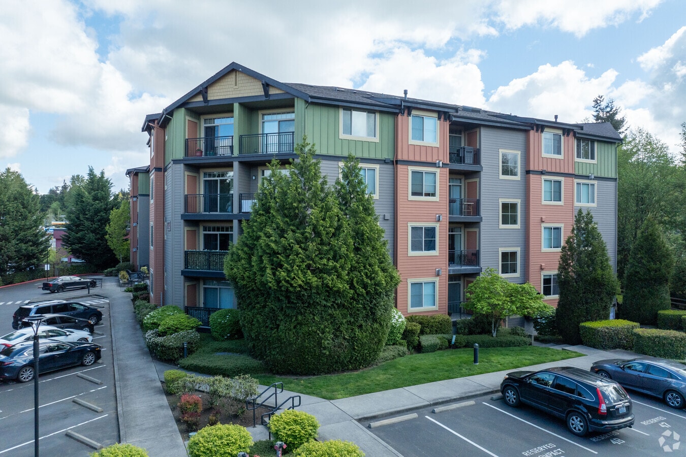 Verdeaux Condominiums - Verdeaux Condominiums