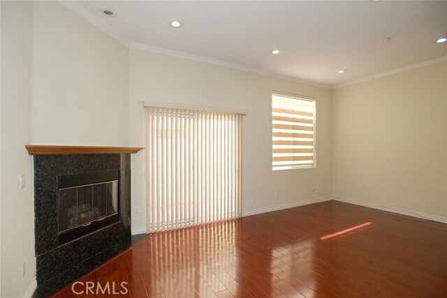 Photo - 2345 Montrose Ave