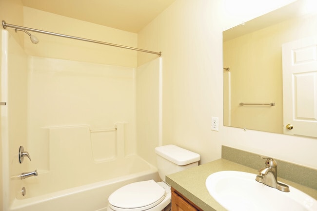 Edgewater Apartment Homes