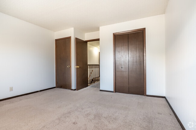 1BR, 1BA - 900SF - Bedroom