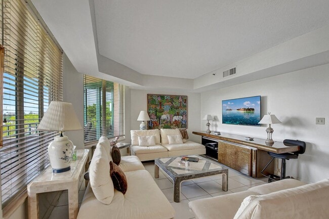 Photo - 100 SE 5th St Unit 504