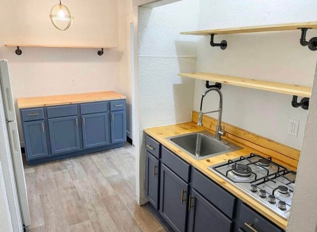 Photo - 713 20th St Unidad 1915-2