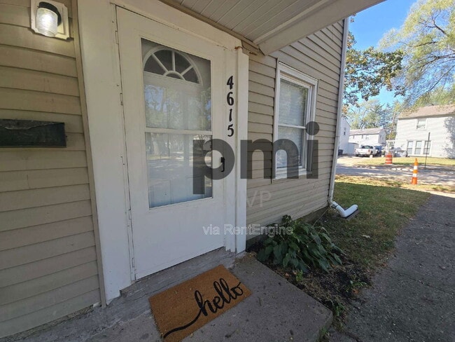Building Photo - 4615 Langley Ave Rental
