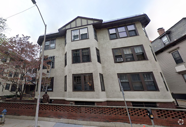 Building Photo - 11 Story St Unit 3 Rental