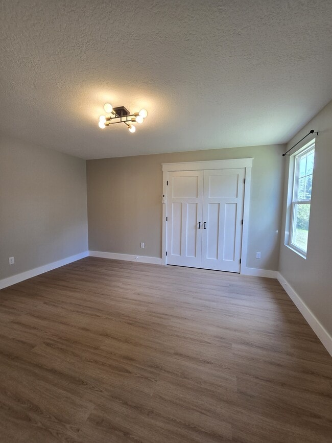 Photo - 6446 Navarre Rd SW