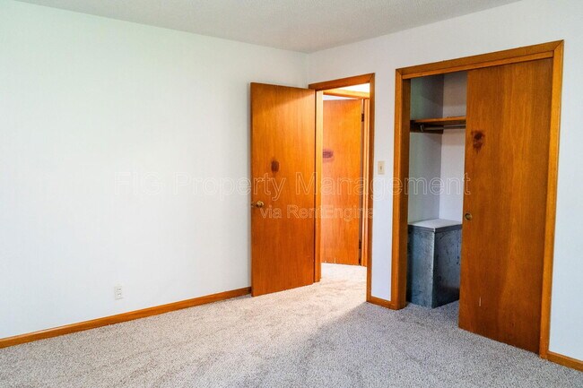 Photo - 4225 Buffat Mill Rd