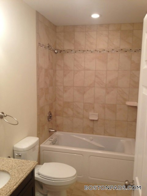 26 Maverick St Unit 1