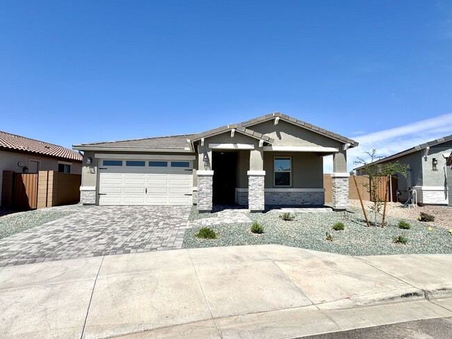 Building Photo - 21656 N Belt Dr Rental