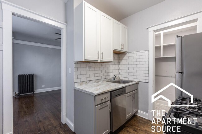 Photo - 6257 N Lakewood Ave