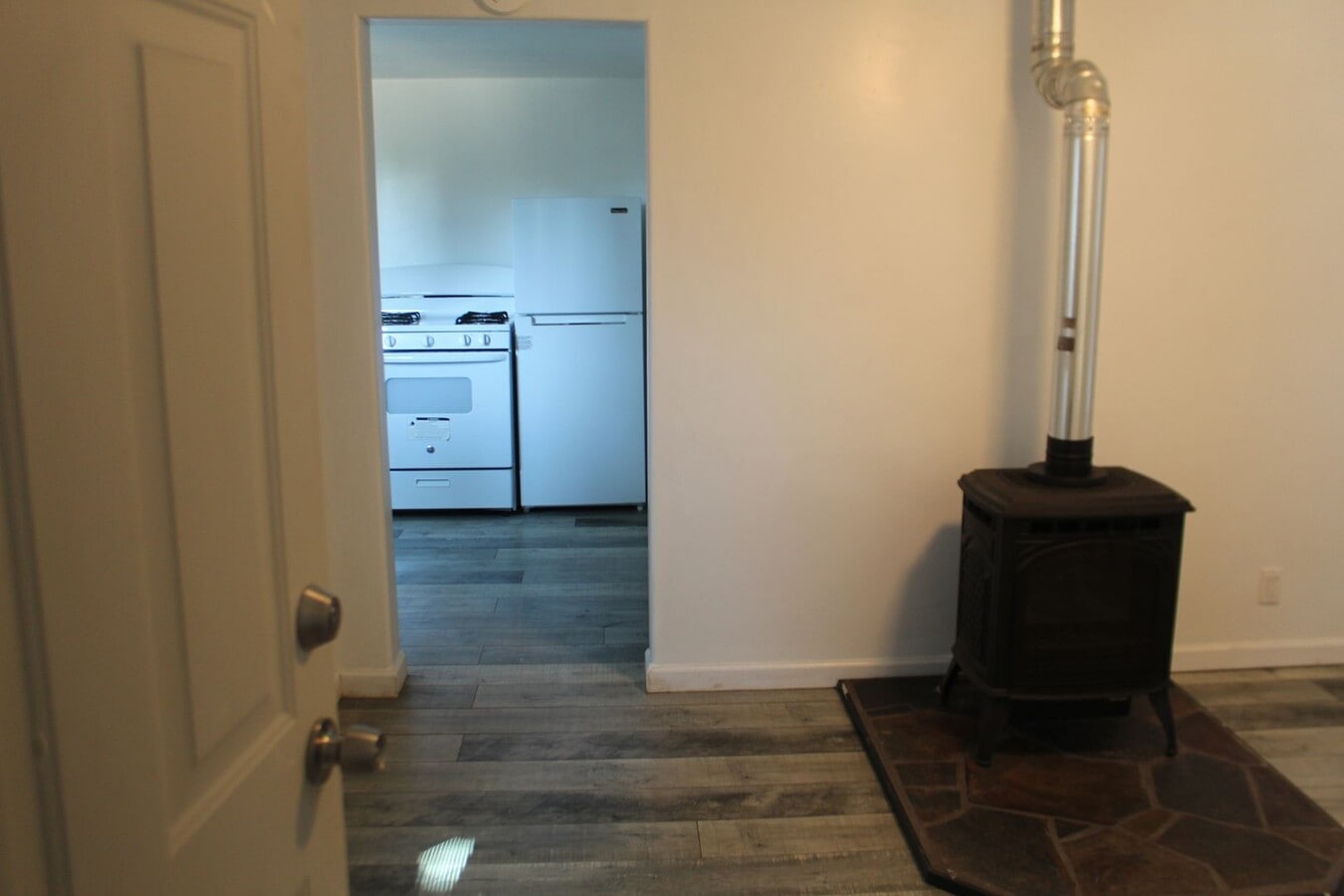 Photo - 327 Division St
