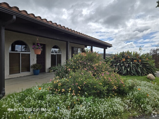 Building Photo - 5819 Redondo Dr Rental
