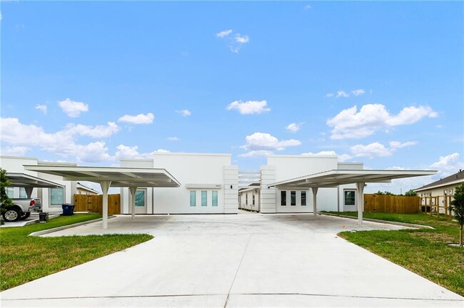 Building Photo - 29 Las Vistas Ln Unit 1