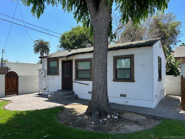Building Photo - 4623 Kensington Dr Rental