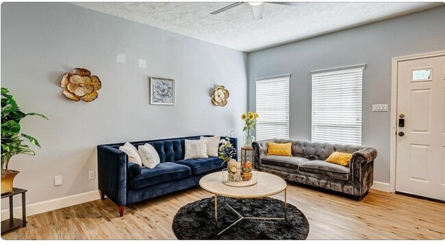 Photo - 18927 Crescent Fountain Rd