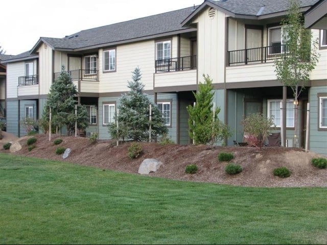 Summit Park - Summit Park Apartments