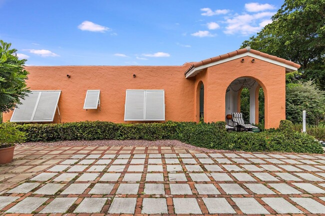 Photo - 616 Claremore Dr House