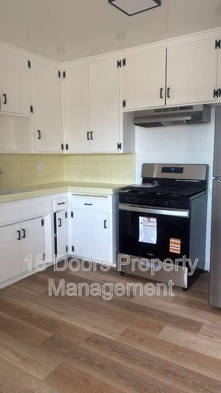 Photo - 4353 1/2-4349-52 College Ave