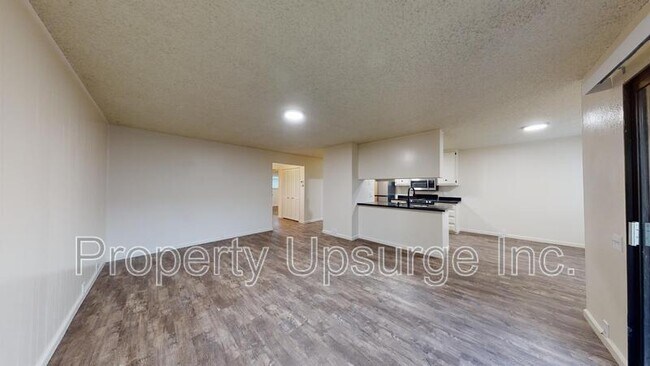 Photo - 905 Lakeside Dr Unit 4