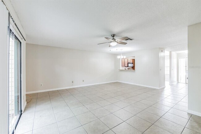 2748 Candlewood Ct