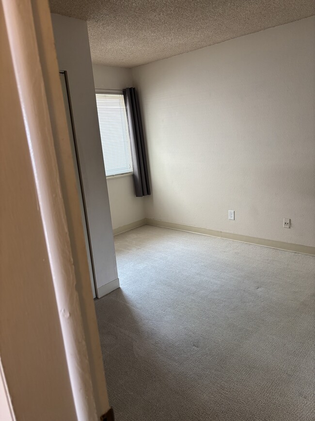 Photo - 1705 Heatheridge Rd Unit O 102