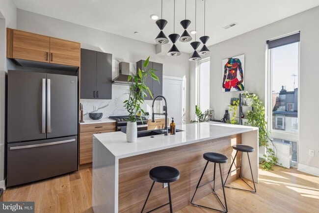 Photo - 1440 N Orkney St Unidad 4